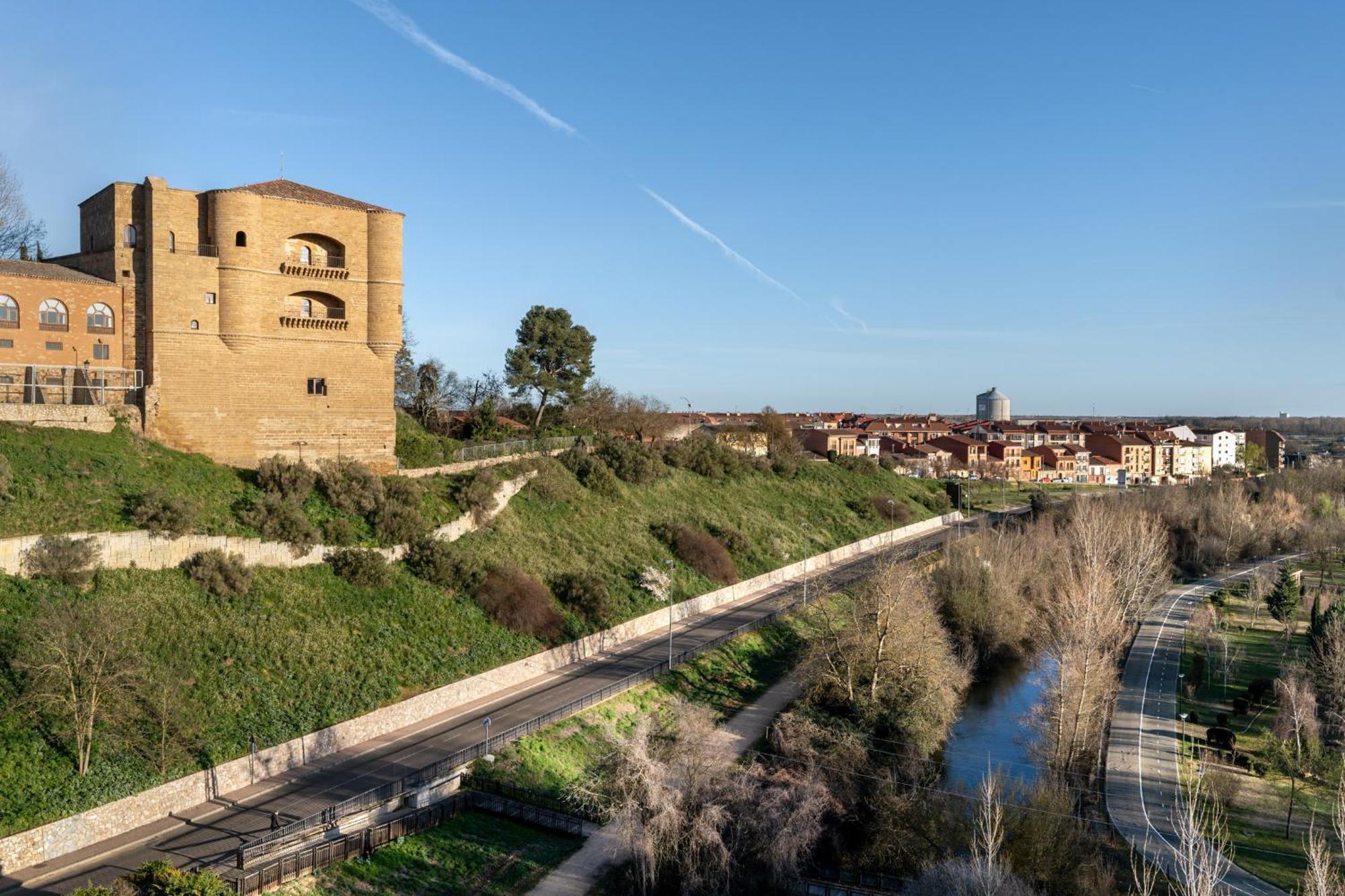 Parador De Benavente Eksteriør billede